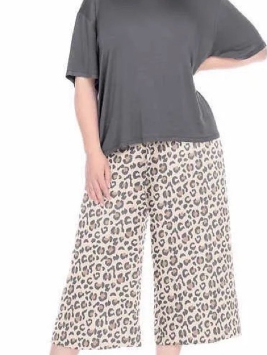 Honeydew Intimates Other - NWT Honeydew Intimates XL Leopard Print Crop Pants - Beige & Black & top set